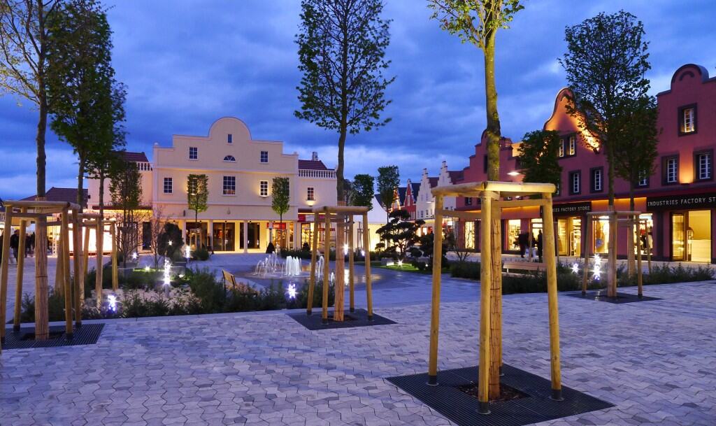 Hugo Roppenheim The Style Outlet – Roppenheim | L'Acte Lumière