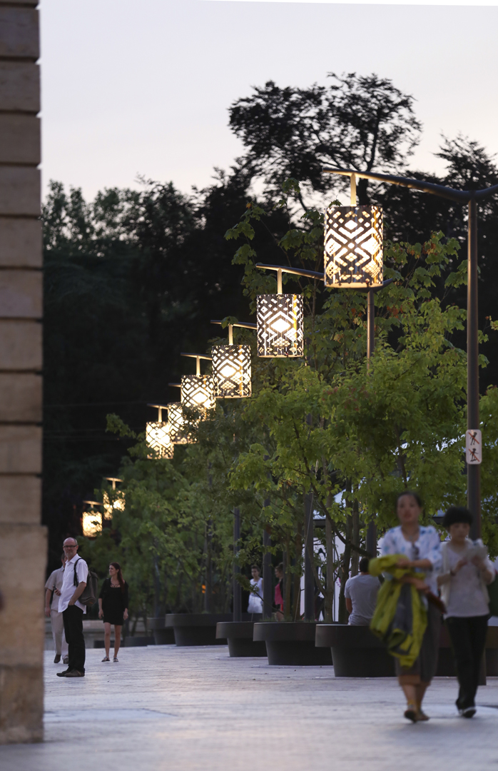 Dijon, Place Darcy, Conception lumière, luminaires abat-jour, Boreal