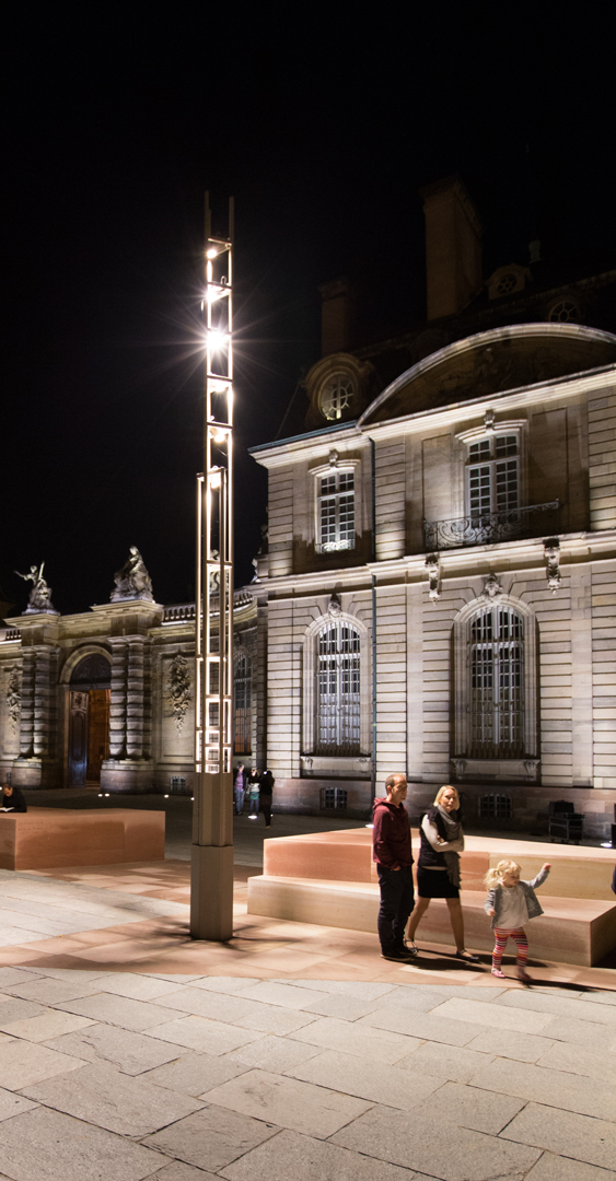 Acte-Lumiere-Strasbourg-Place-chateau-09-eclairagiste