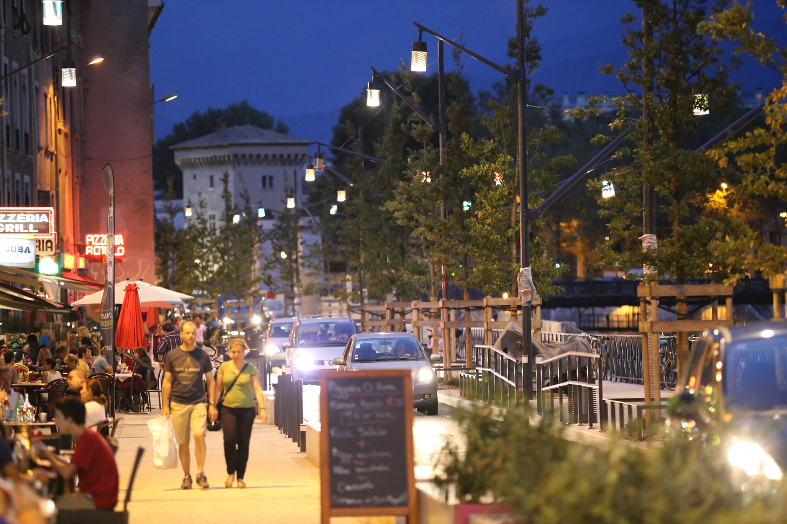 Acte-Lumiere-Grenoble-Quais-25-eclairagiste