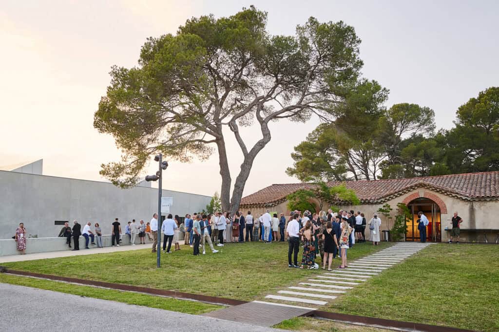 Domaine de Lézigno à Béziers, accueil des participants des Heureuses Coïncidences HC16 en juin 2025