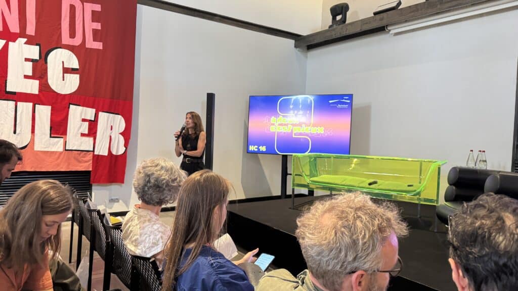 Agnès Jullian, présidente de Technilum et de l'Association Lézigno, à l'ouverture de HC16 À 2 c'est mieux